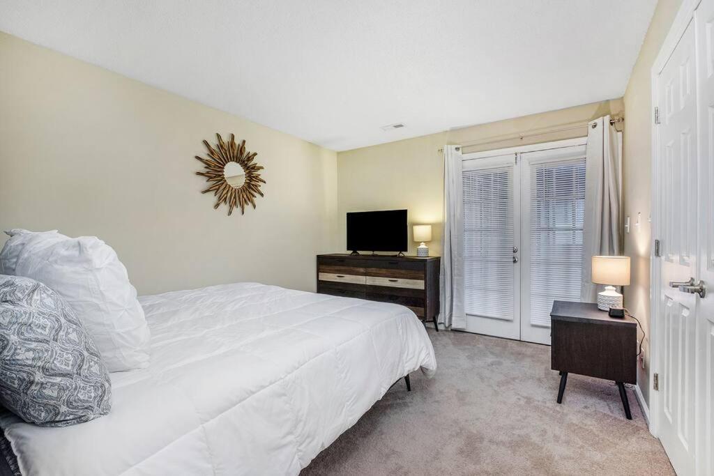 Charming Apartment With Wi-Fi Charlotte Exterior foto